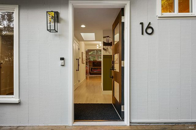 16 Iron Springs Rd, Fairfax, CA 94930