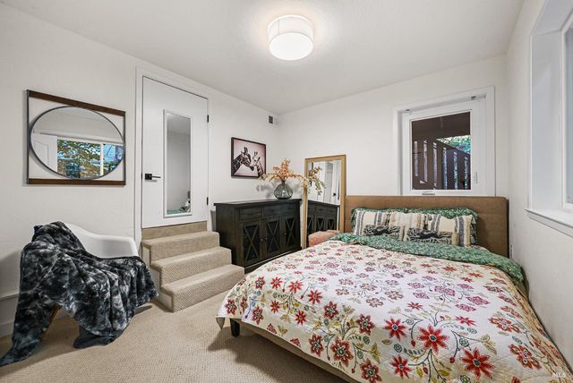 16 Iron Springs Rd, Fairfax, CA 94930