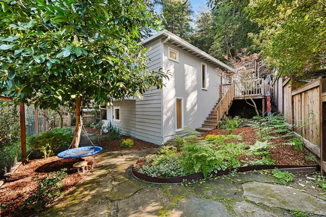 16 Iron Springs Rd, Fairfax, CA 94930