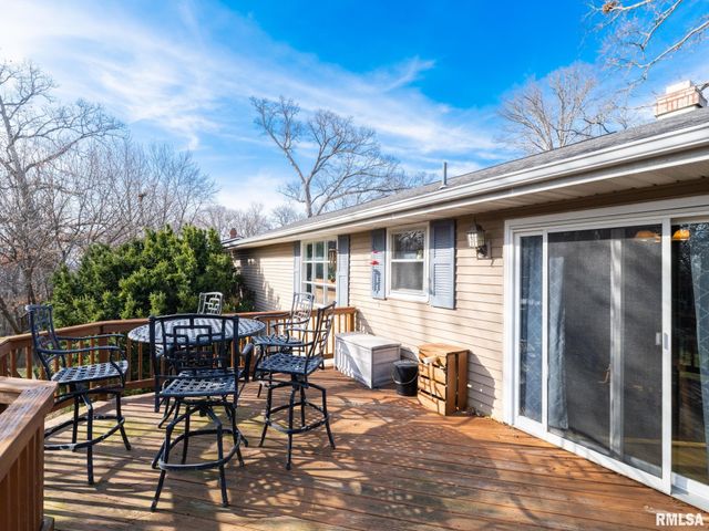 1930 Saint Clair Drive, Pekin, IL 61554