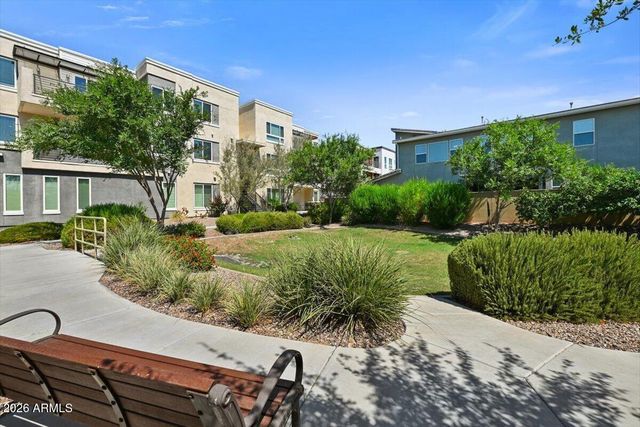 1250 N Abbey Lane 200, Chandler, AZ 85226