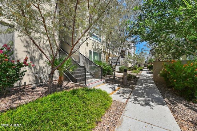 1250 N Abbey Lane 200, Chandler, AZ 85226
