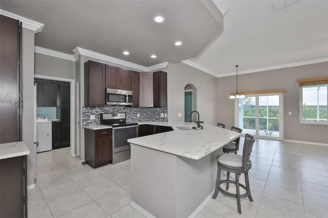 1243 RADISON AVENUE 38, Sun City Center, FL 33573