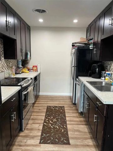 15500 Tustin Village 103, Tustin, CA 92780