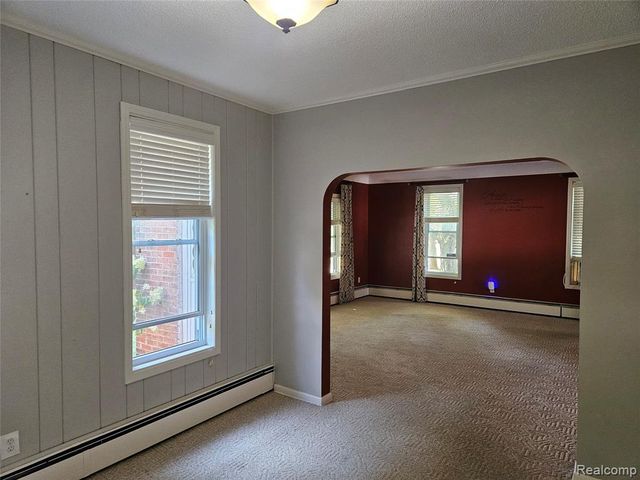 6209 E Atherton Road, Burton, MI 48519