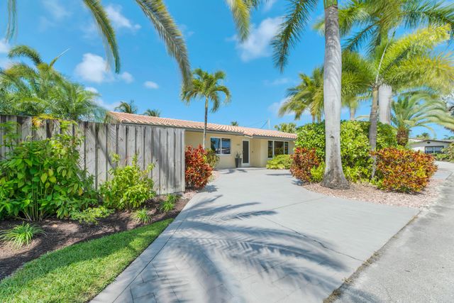 2401 NE 17th Terrace, Wilton Manors, FL 33305