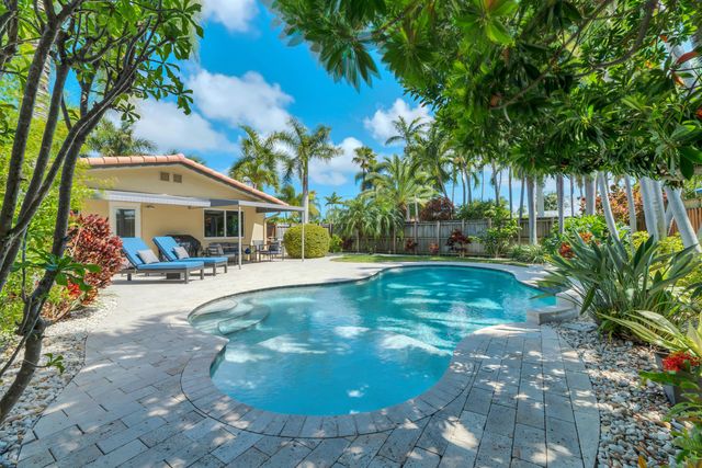 2401 NE 17th Terrace, Wilton Manors, FL 33305