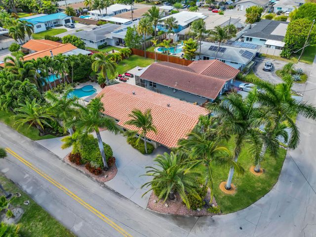 2401 NE 17th Terrace, Wilton Manors, FL 33305