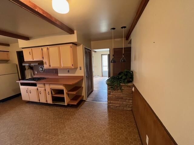 20951 Meadowlark Street, Farmington, MI 48336