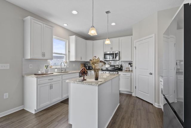 2660 Carmie Drive, Blacklick, OH 43004