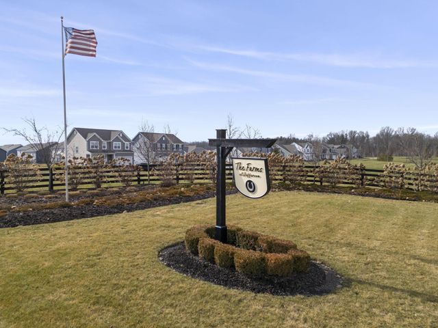 2660 Carmie Drive, Blacklick, OH 43004