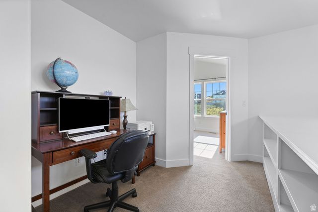 10371 S FISH HOOK RD, South Jordan, UT 84009