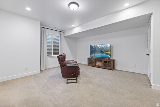10371 S FISH HOOK RD, South Jordan, UT 84009