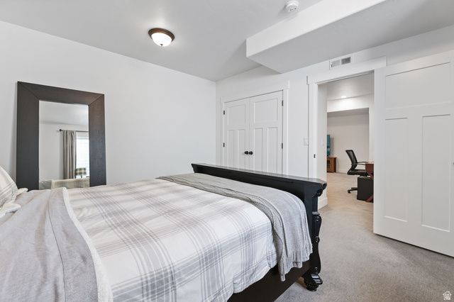 10371 S FISH HOOK RD, South Jordan, UT 84009