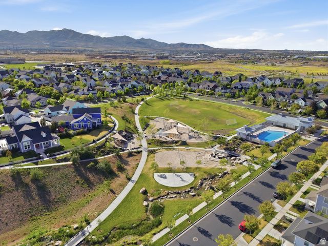 10371 S FISH HOOK RD, South Jordan, UT 84009