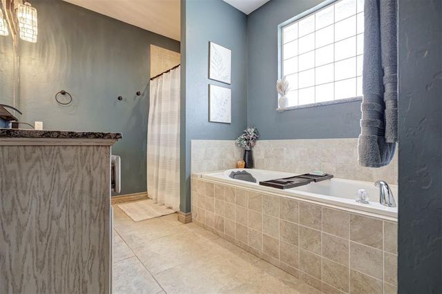 6000 Winslet Drive, Choctaw, OK 73020