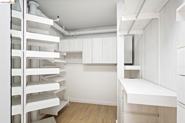 201 3rd St 302, Oakland, CA 94607