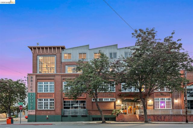 201 3rd St 302, Oakland, CA 94607