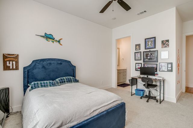 7732 Laura Lake Lane, Fort Worth, TX 76126