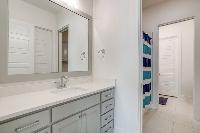 7732 Laura Lake Lane, Fort Worth, TX 76126