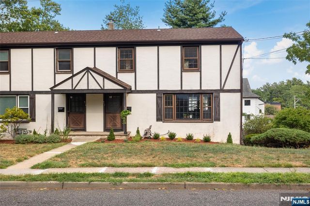 611 Cliff, Ho-ho-kus, NJ 07423