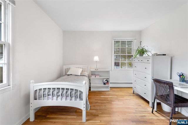 611 Cliff, Ho-ho-kus, NJ 07423