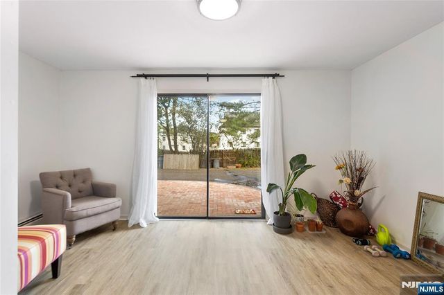 611 Cliff, Ho-ho-kus, NJ 07423