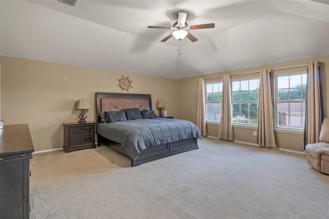 1303 Feather Crest Drive, Krum, TX 76249