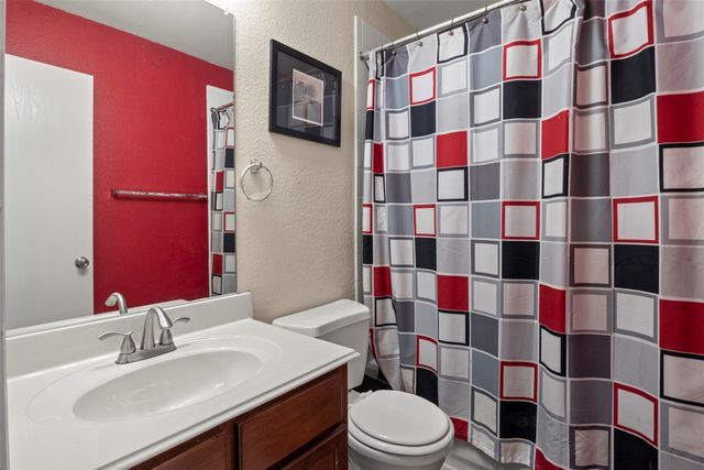 1303 Feather Crest Drive, Krum, TX 76249