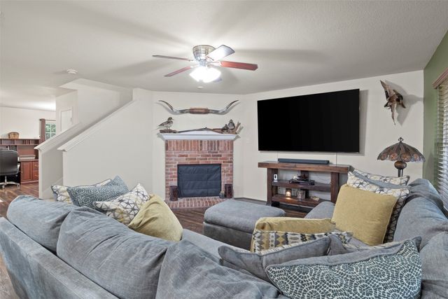 1303 Feather Crest Drive, Krum, TX 76249