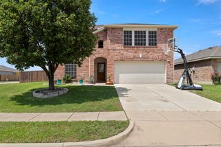1303 Feather Crest Drive, Krum, TX 76249