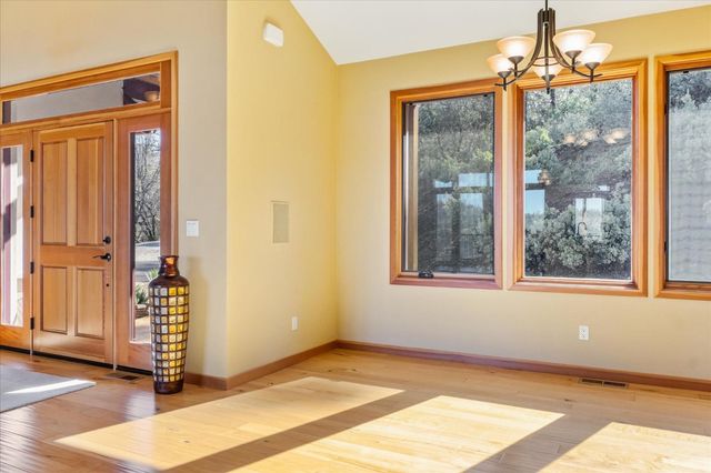 3204 Skunk Ranch Rd, Murphys, CA 95247