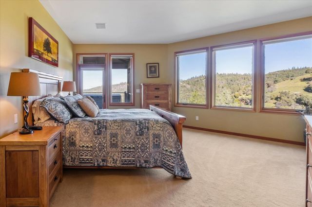 3204 Skunk Ranch Rd, Murphys, CA 95247