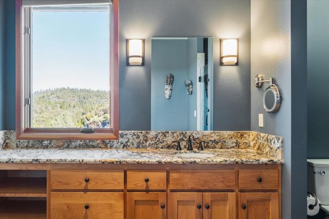 3204 Skunk Ranch Rd, Murphys, CA 95247