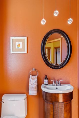 3204 Skunk Ranch Rd, Murphys, CA 95247