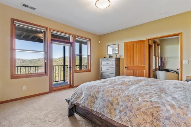 3204 Skunk Ranch Rd, Murphys, CA 95247