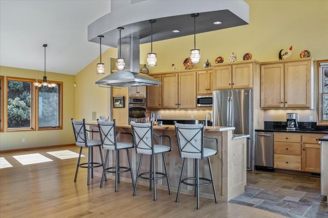 3204 Skunk Ranch Rd, Murphys, CA 95247