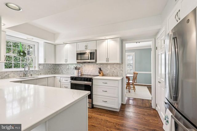 720 PINE HILL RD, Wayne, PA 19087