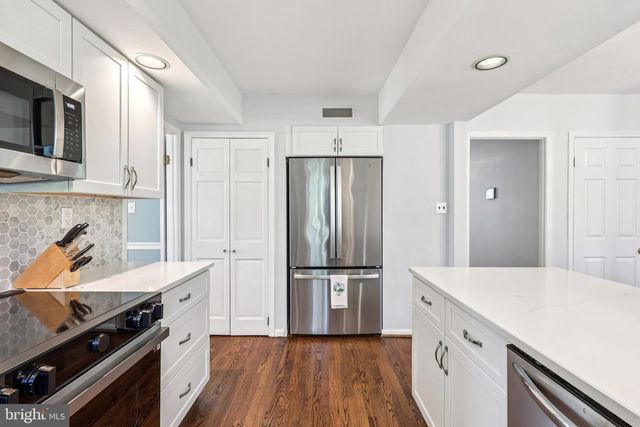 720 PINE HILL RD, Wayne, PA 19087