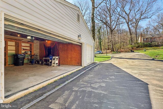 720 PINE HILL RD, Wayne, PA 19087