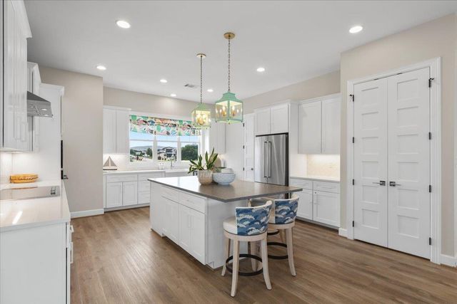 208 Marina BLF, Kingsland, TX 78639