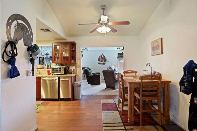 9037 Warm Springs Cir, Stockton, CA 95210