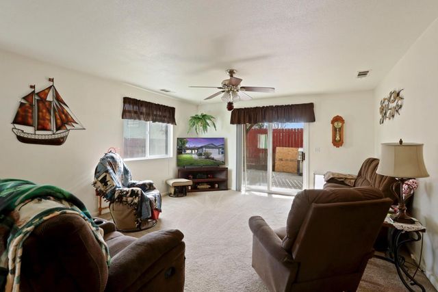 9037 Warm Springs Cir, Stockton, CA 95210