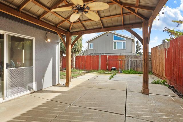 9037 Warm Springs Cir, Stockton, CA 95210