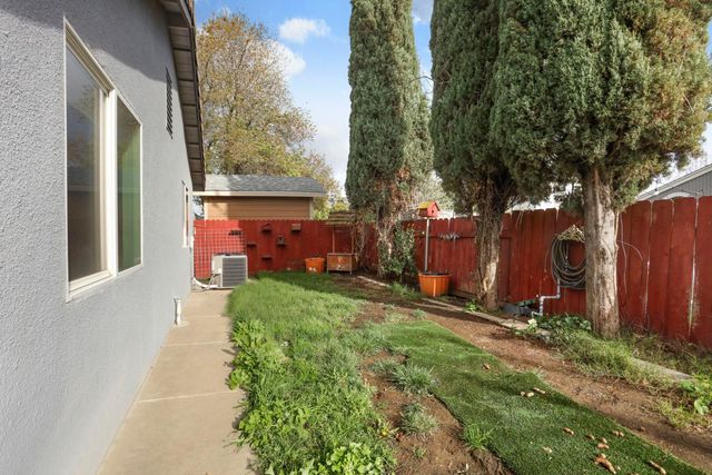 9037 Warm Springs Cir, Stockton, CA 95210