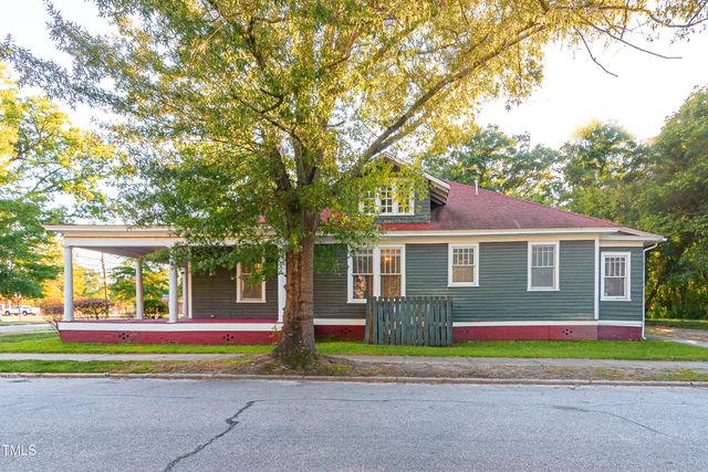 109 Bragg NE Street, Wilson, NC 27893