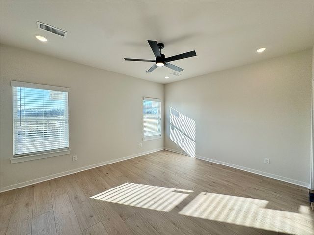 2743 Relaxation Avenue, Springdale, AR 72764