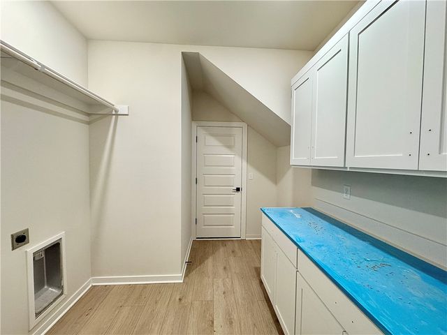 2743 Relaxation Avenue, Springdale, AR 72764