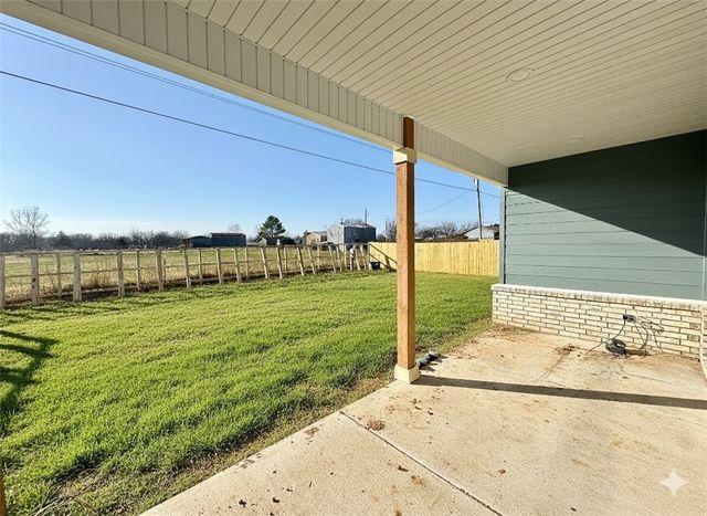 2743 Relaxation Avenue, Springdale, AR 72764