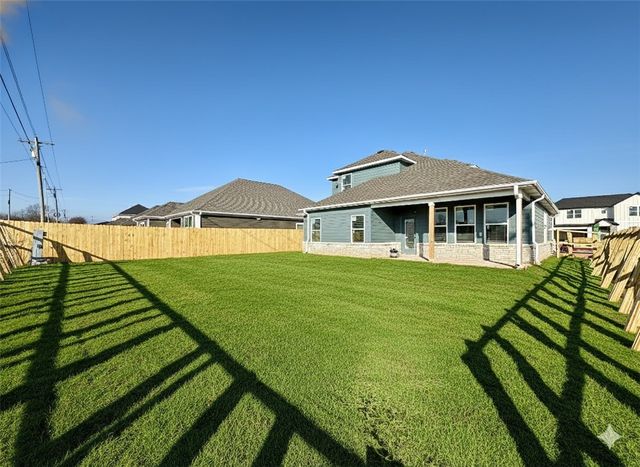 2743 Relaxation Avenue, Springdale, AR 72764